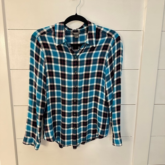 Eddie Bauer Tops - EDDIE BAUER M Blue plaid 100% rayon lightweight woman button down casual top
